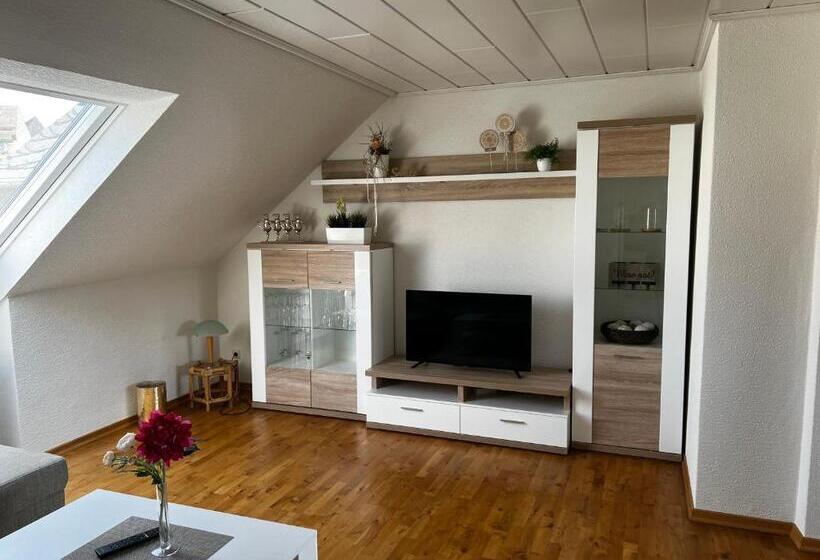 شقة 3 غرف, Colosseum