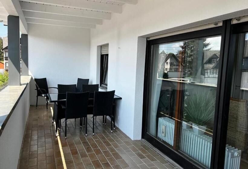 شقة 3 غرف, Colosseum