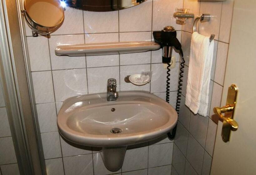 스탠다드 싱글 룸, Deutsches Haus