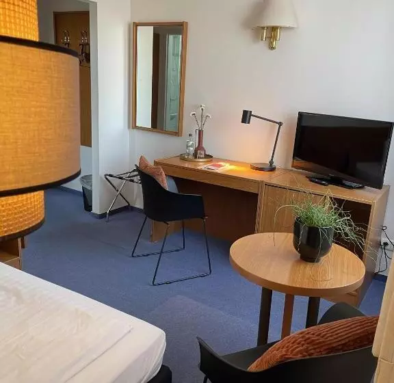 Standard Single Room, Und Restaurant Gartenstadt Erfurt