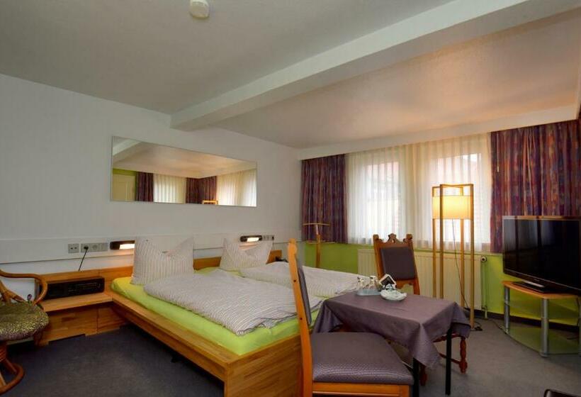 스탠다드 룸, Goldene Sonne