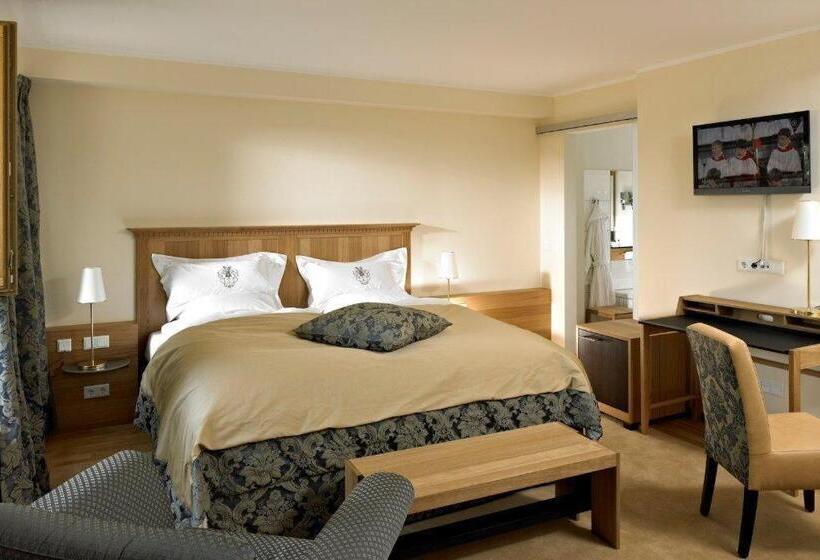 Номер Стандарт, Gut Kump Gastronomie Und