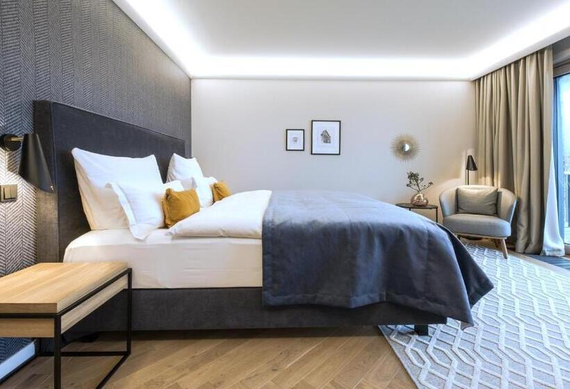 Номер Deluxe, Gut Kump Gastronomie Und