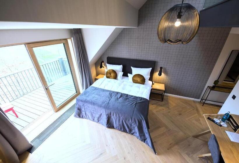 Номер Стандарт, Gut Kump Gastronomie Und