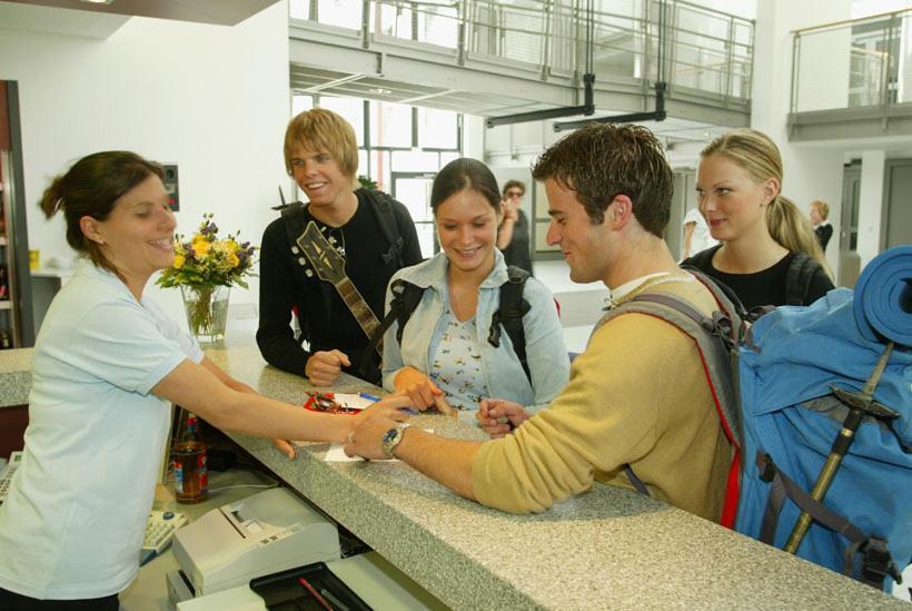 共用房间的床, Jugendherberge Köln Deutz