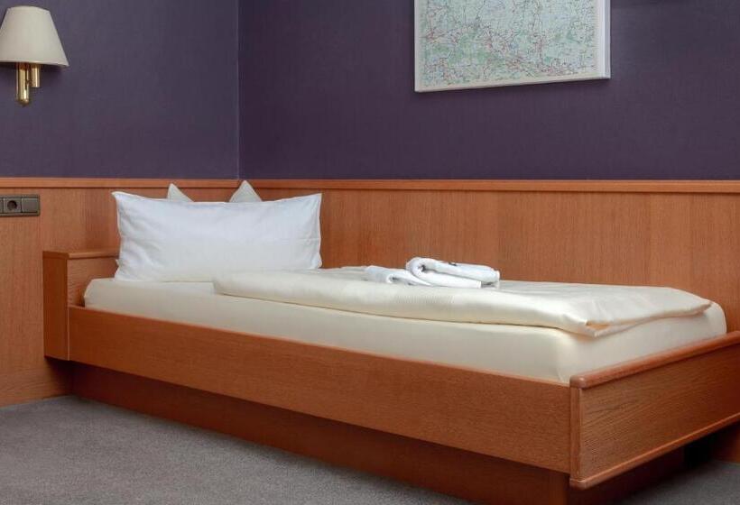 Номер Стандарт Индивидуальный, Kruse Zum Hollotal