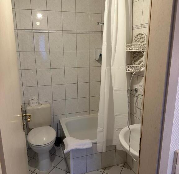 스탠다드 싱글 룸, Dream In Heiligenhaus