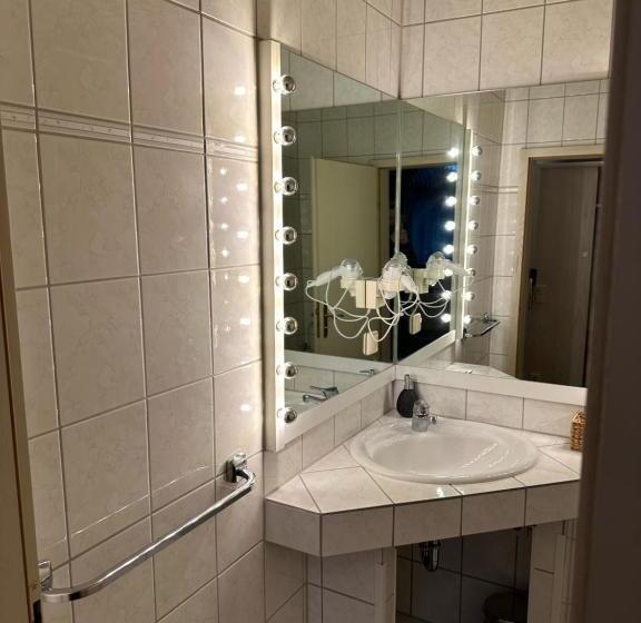 스탠다드 싱글 룸, Dream In Heiligenhaus