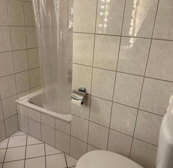 스탠다드 룸, Dream In Heiligenhaus