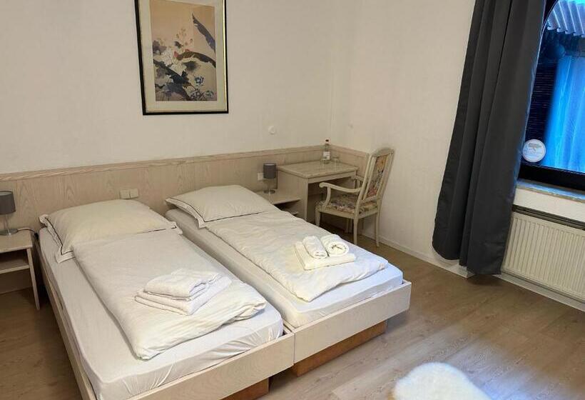 标准间, Dream In Heiligenhaus