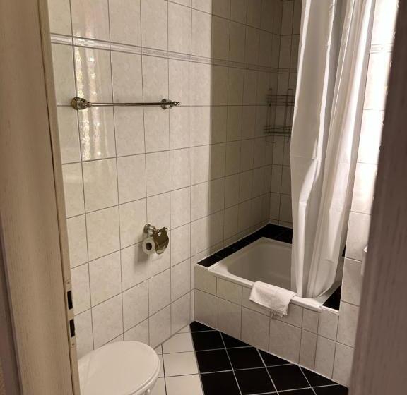 스탠다드 룸, Dream In Heiligenhaus