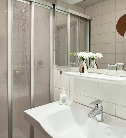 Номер Стандарт, Mutterbahr