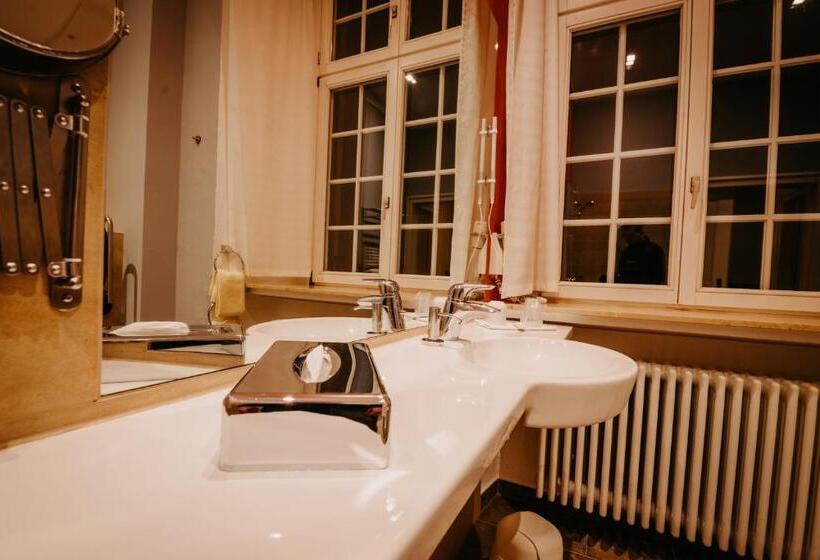 주니어 스위트, Schloß Gehrden