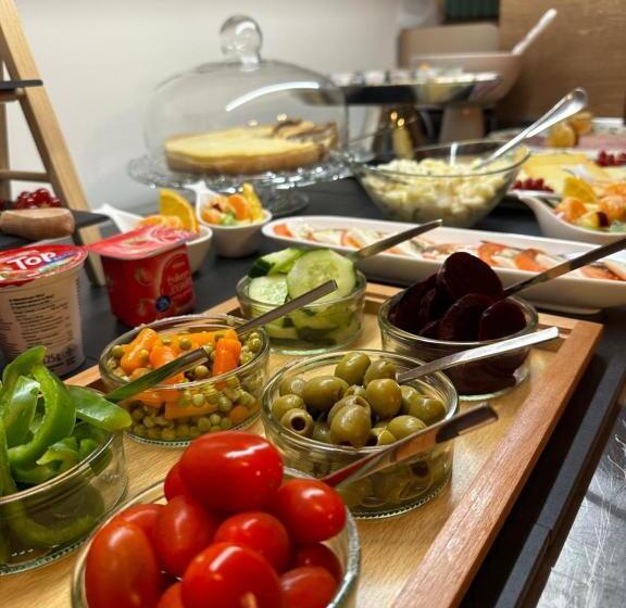 스탠다드 트리플 룸, Unterfeldhaus