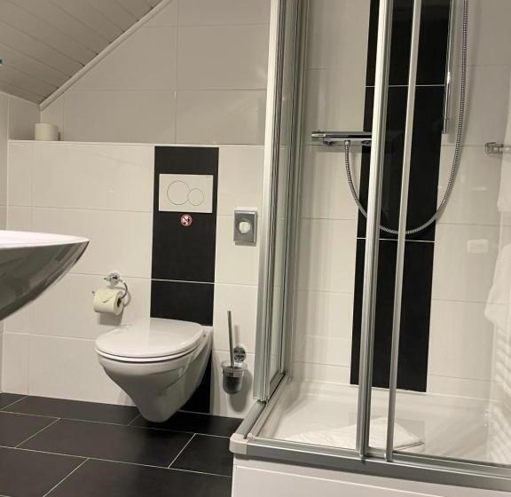 스탠다드 트리플 룸, Unterfeldhaus