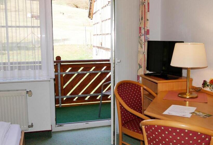 غرفة قياسية مزوَّدة بشُرفة, Waldschlösschen Brotterode