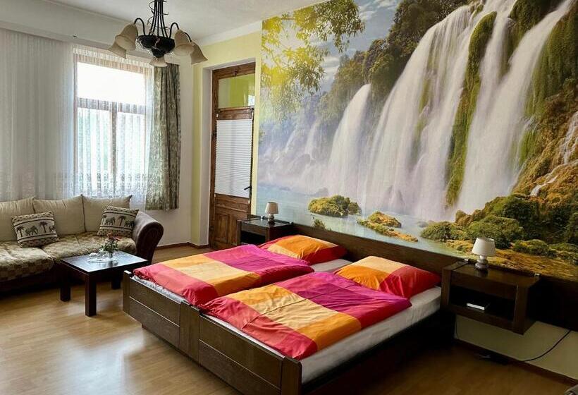 ファミリールーム, Weinhaus Eberitzsch Gmbh