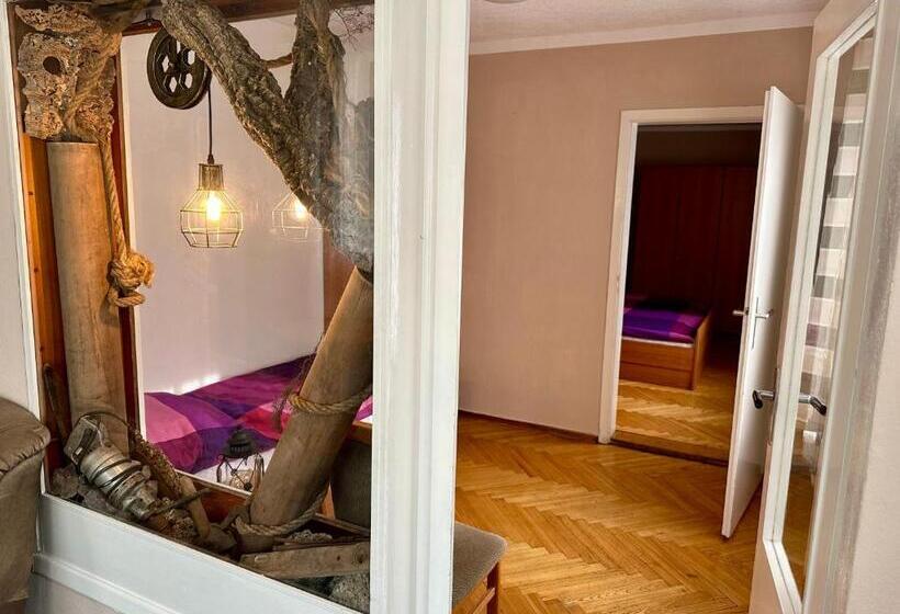 ファミリールーム, Weinhaus Eberitzsch Gmbh