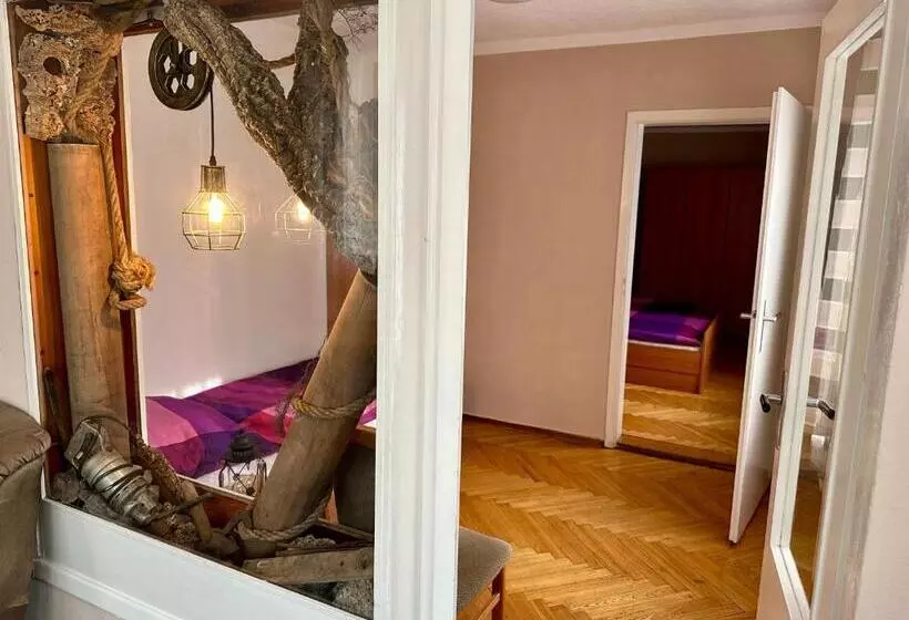 Family Room, Weinhaus Eberitzsch Gmbh