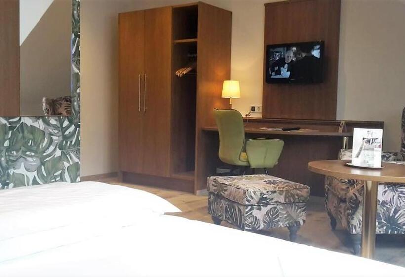 Номер Стандарт, Land Gut Hotel Zur Brücke