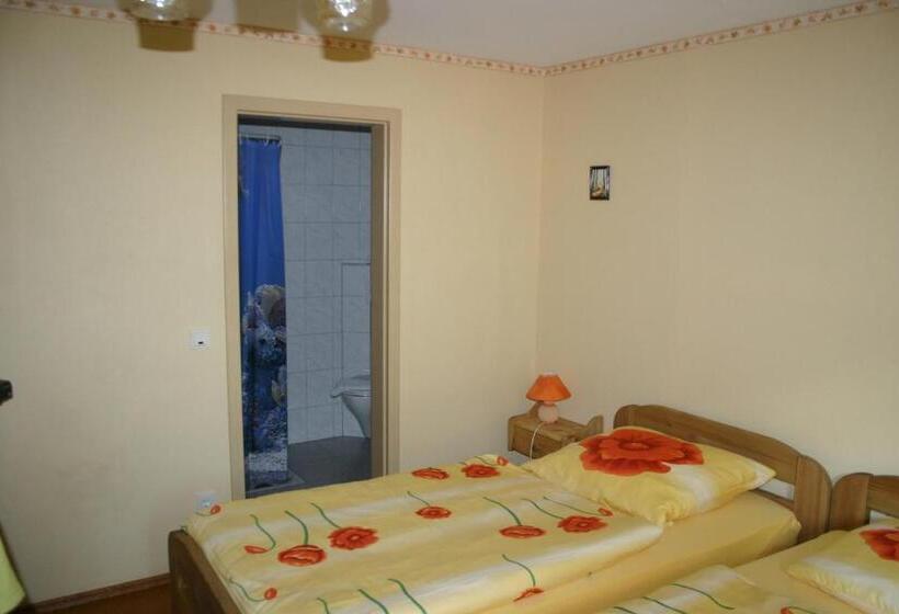 스탠다드 트리플 룸, Gasthof Zum Stausee