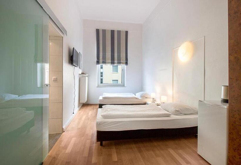 Номер Стандарт, Boardinghouse Residenz Castrop