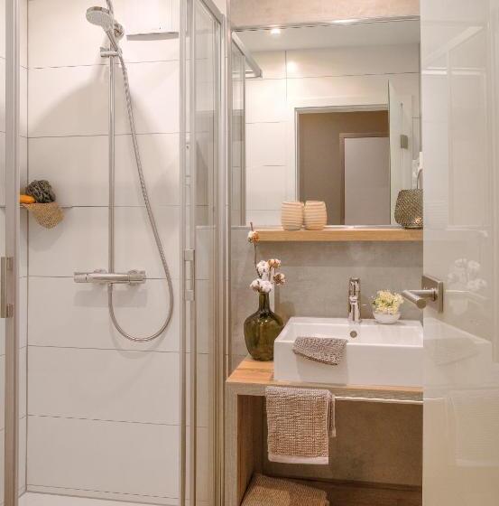 스탠다드 발코니 룸, 2theimat   Hotel & Restaurant