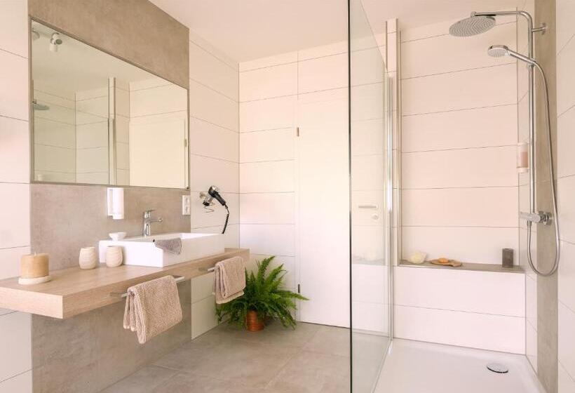 프리미엄 4인룸, 2theimat   Hotel & Restaurant