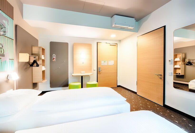 Номер Стандарт, B&b Hotel Stuttgart Neckarhafen