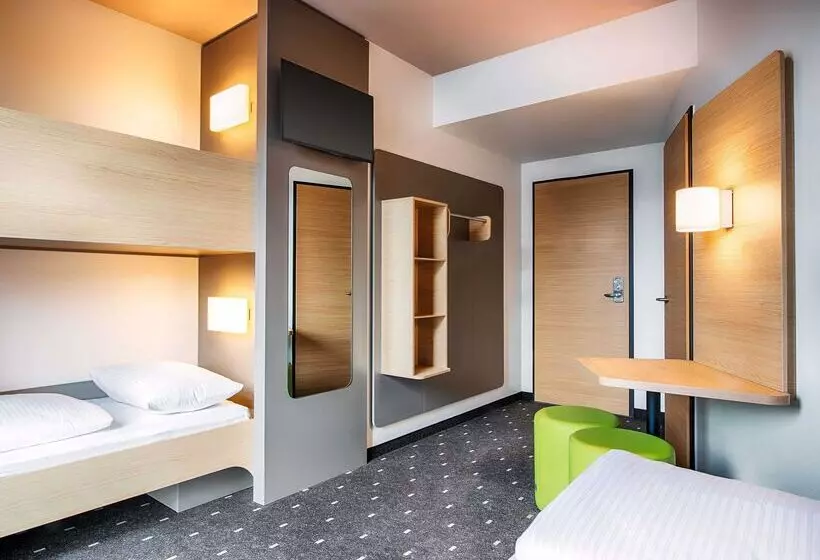 Perhehuone, B&b Hotel Stuttgart Neckarhafen