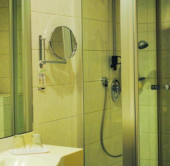 Standard Room, Berghotel Brockenblick