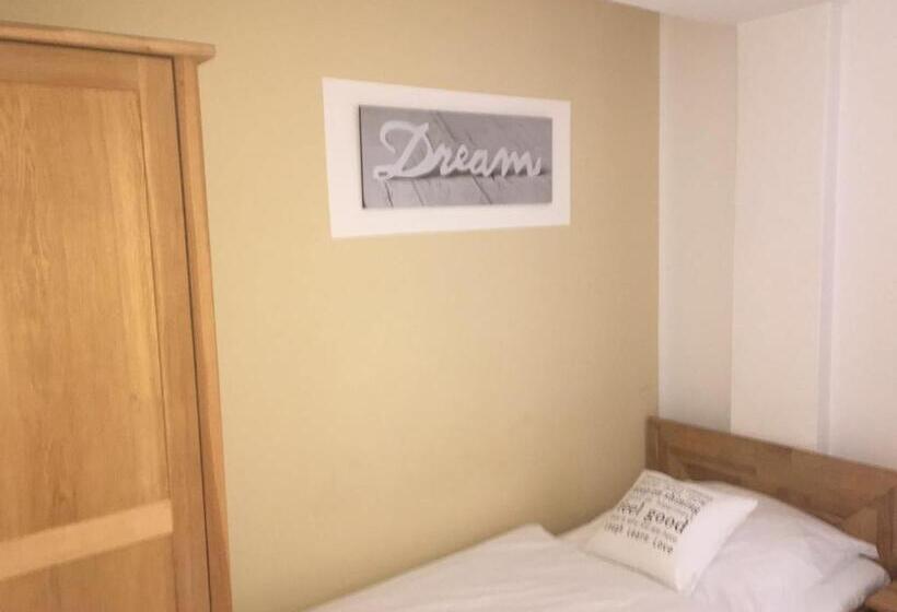 غرفة قياسية فردية, City Hotel Gifhorn