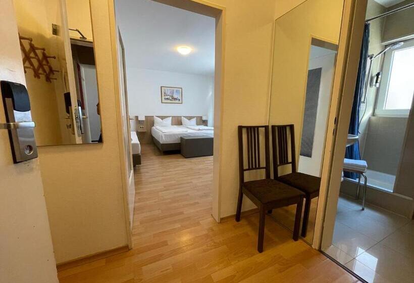 Семейный Номер, Hafner Hotel  Apartment