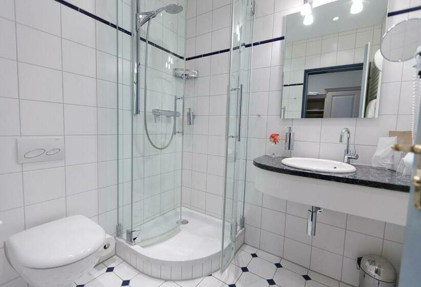 스탠다드 싱글 룸, Altes Land