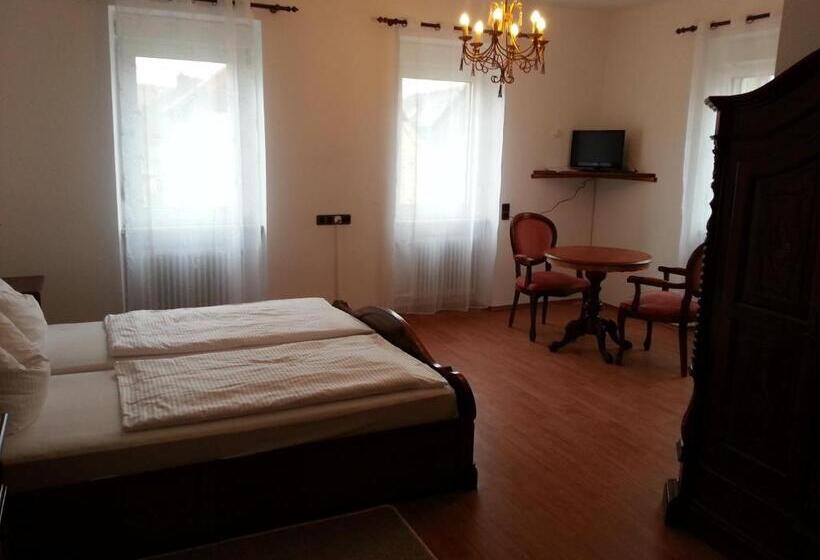 スタンダードルーム, Dorfschenke