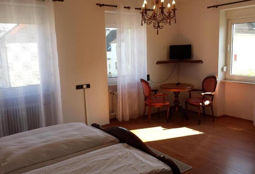 スタンダードルーム, Dorfschenke