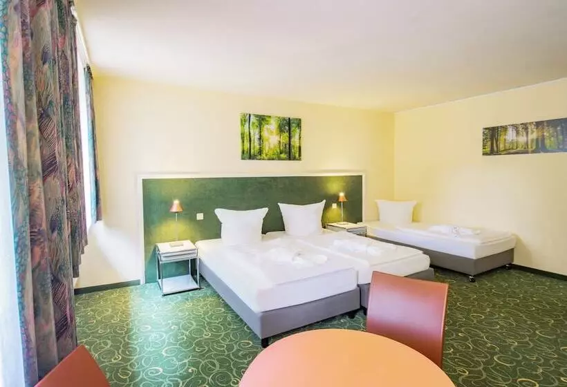 スタンダードトリプルルーム, Erzgebirgshotel Freiberger Höhe