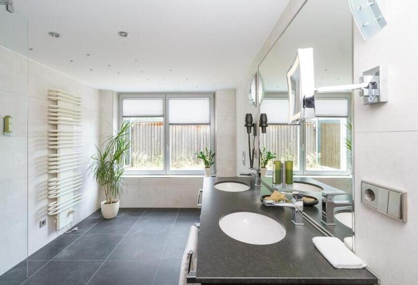 غرفة ديلوكس سرير كينج, Forsthaus Grüna Betreiber Gmbh