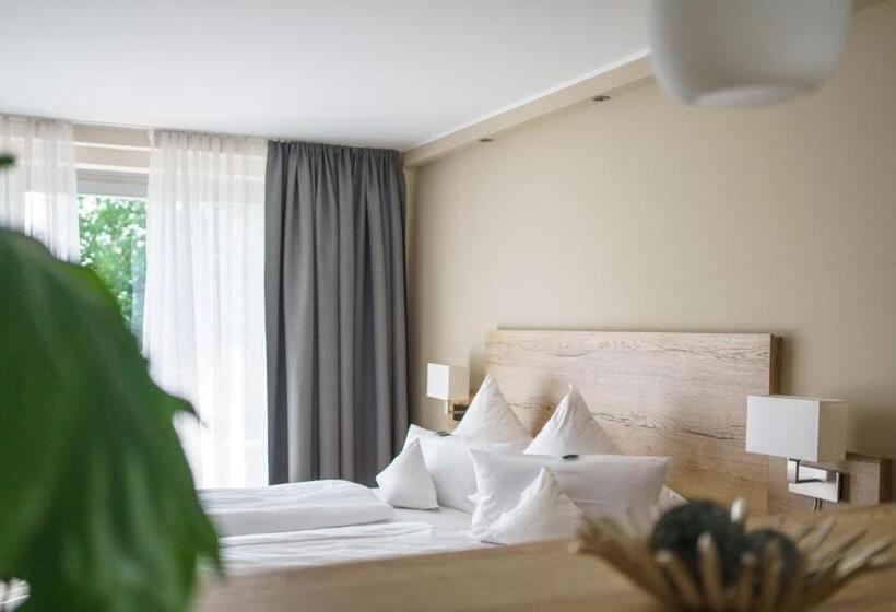 إستديو قياسى مزود بشرفة, Forsthaus Grüna Betreiber Gmbh