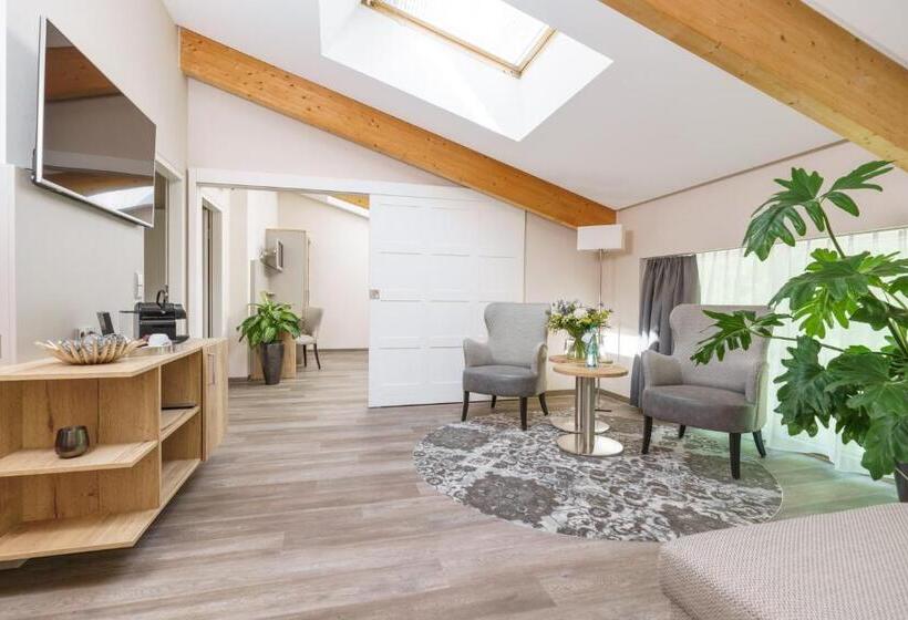 جناح عائلي, Forsthaus Grüna Betreiber Gmbh