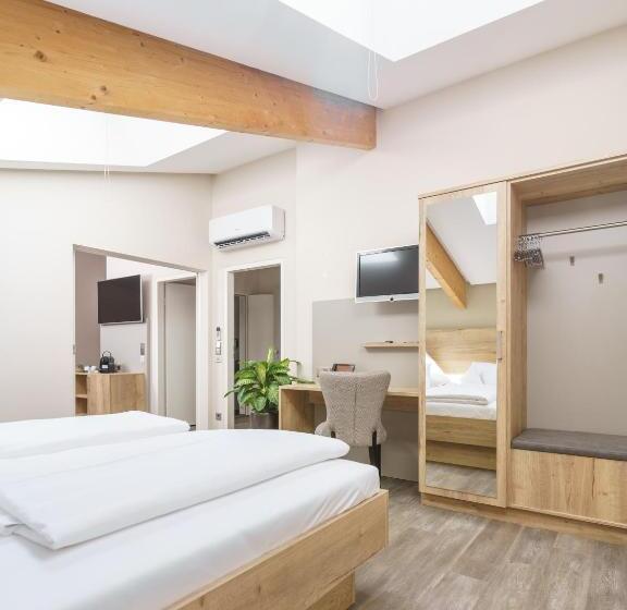 جناح عائلي, Forsthaus Grüna Betreiber Gmbh