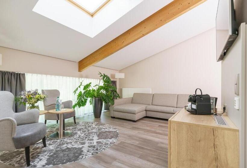 جناح عائلي, Forsthaus Grüna Betreiber Gmbh