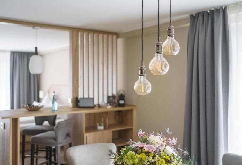 إستديو قياسى مزود بشرفة, Forsthaus Grüna Betreiber Gmbh