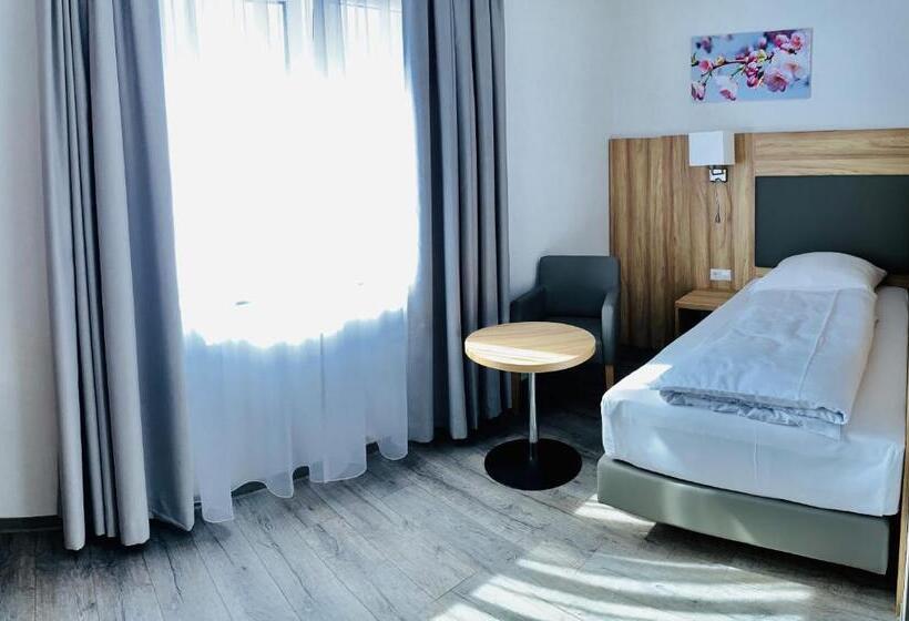 Quarto standart individual, Garni Hotel Zur Krone