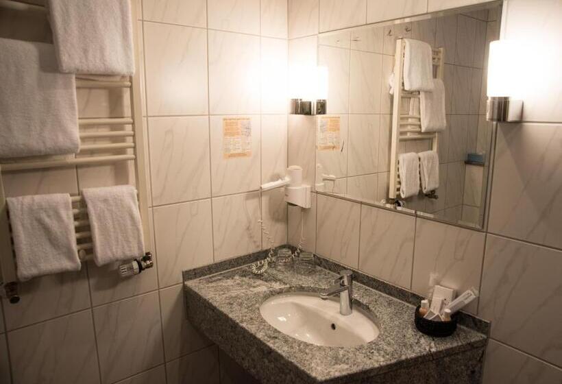 コンフォートルーム, Hellers Krug