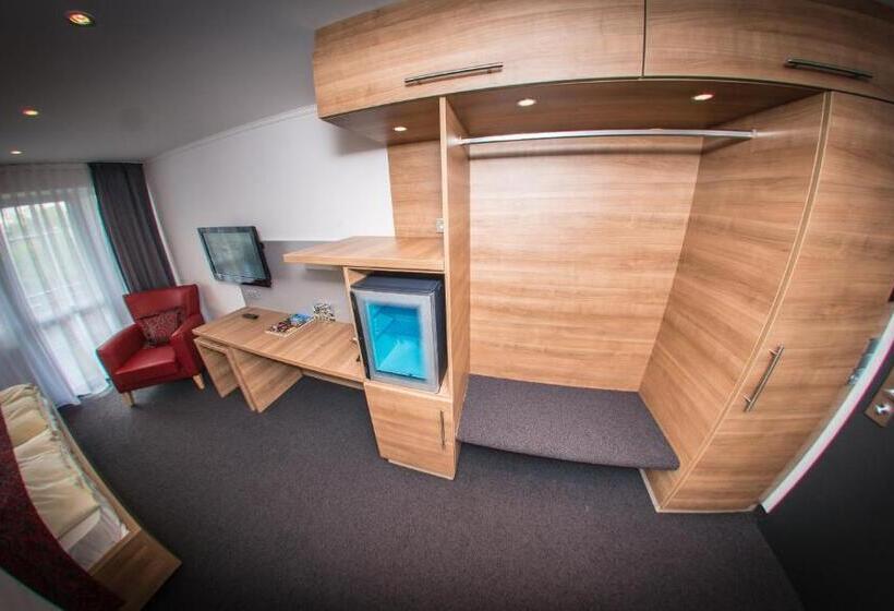 コンフォートルーム, Hellers Krug