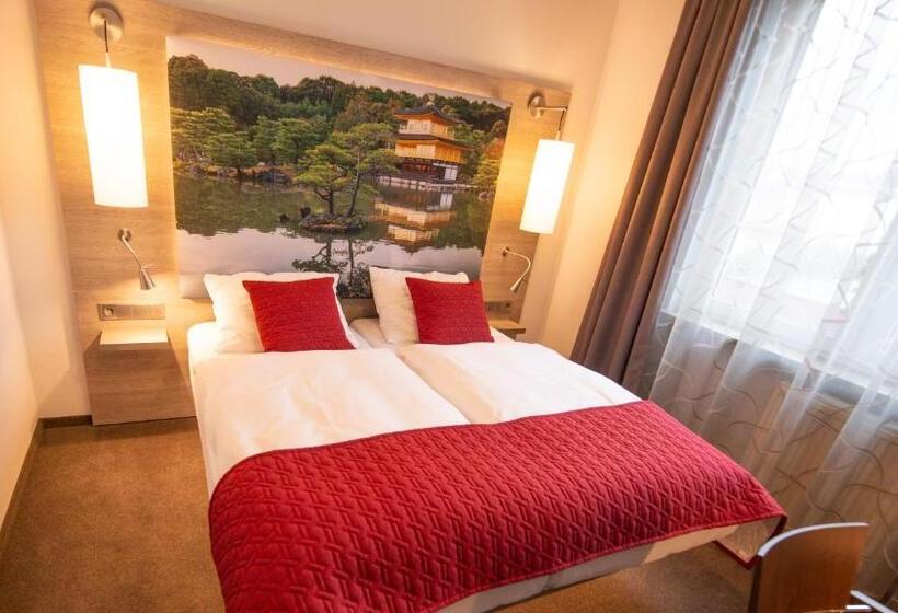 スタンダードルーム, Hellers Krug