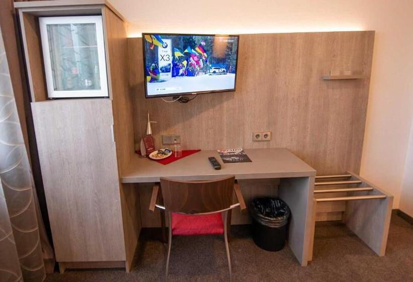 スタンダードルーム, Hellers Krug