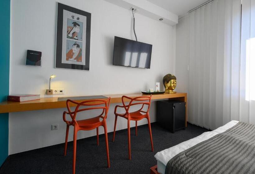 Номер Стандарт, Heymann