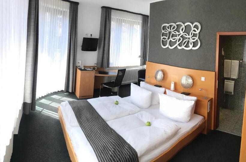 Апартаменты 2 Спальни, Heymann